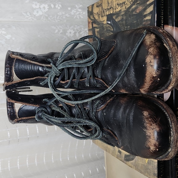 FREEBIRD by STEVEN "Manchester" Black Leather Combat Boots Women's Sz9 - Picture 2 of 7